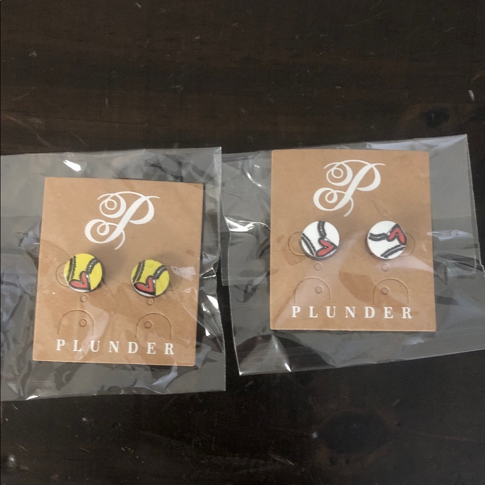 Plunder Heart Print Stud Earrings - Yellow & White BaseBall/Softball